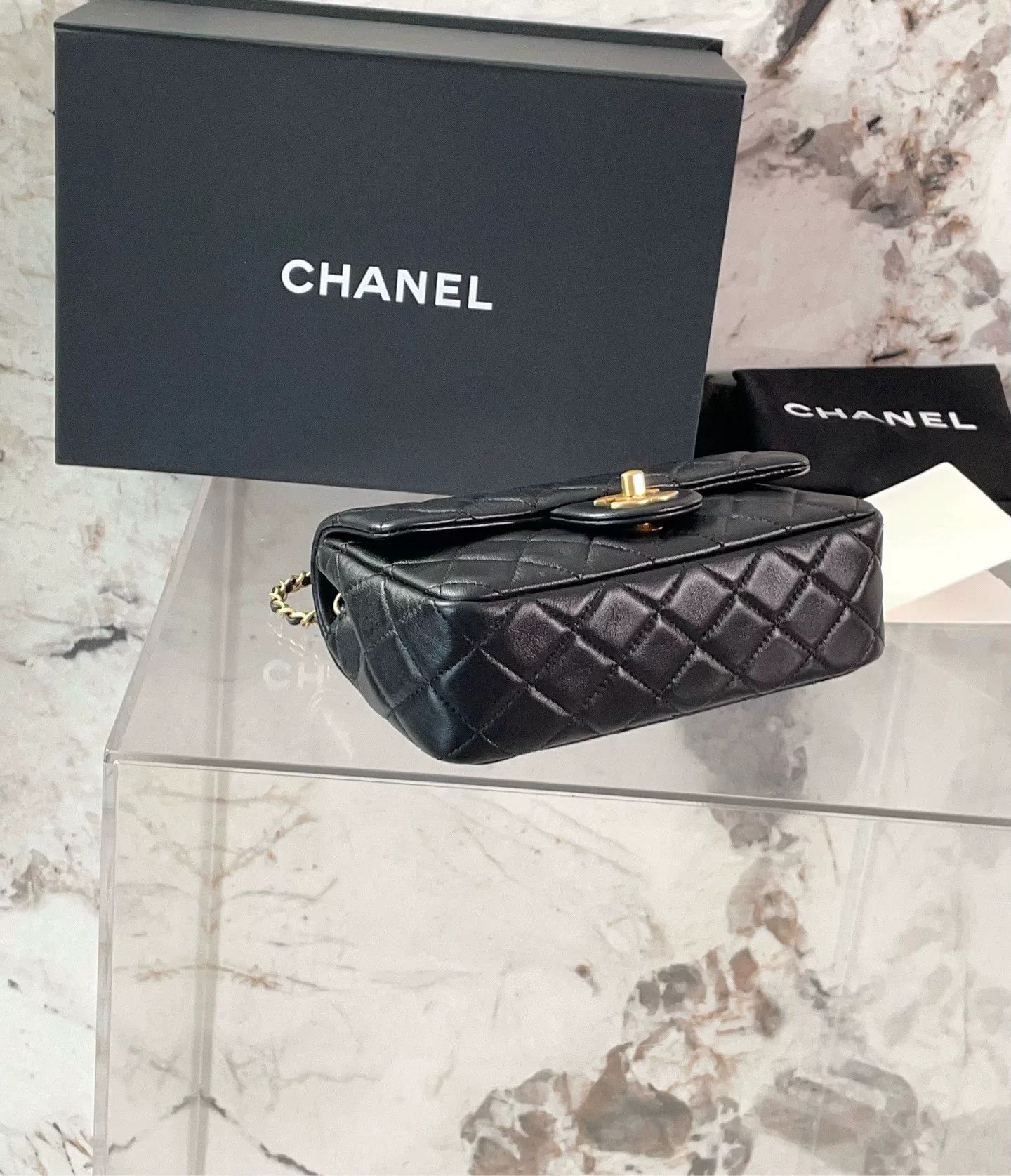 Chanel Pre-loved Bag Very good condition Size ONE SIZE - 5 Thumbnail