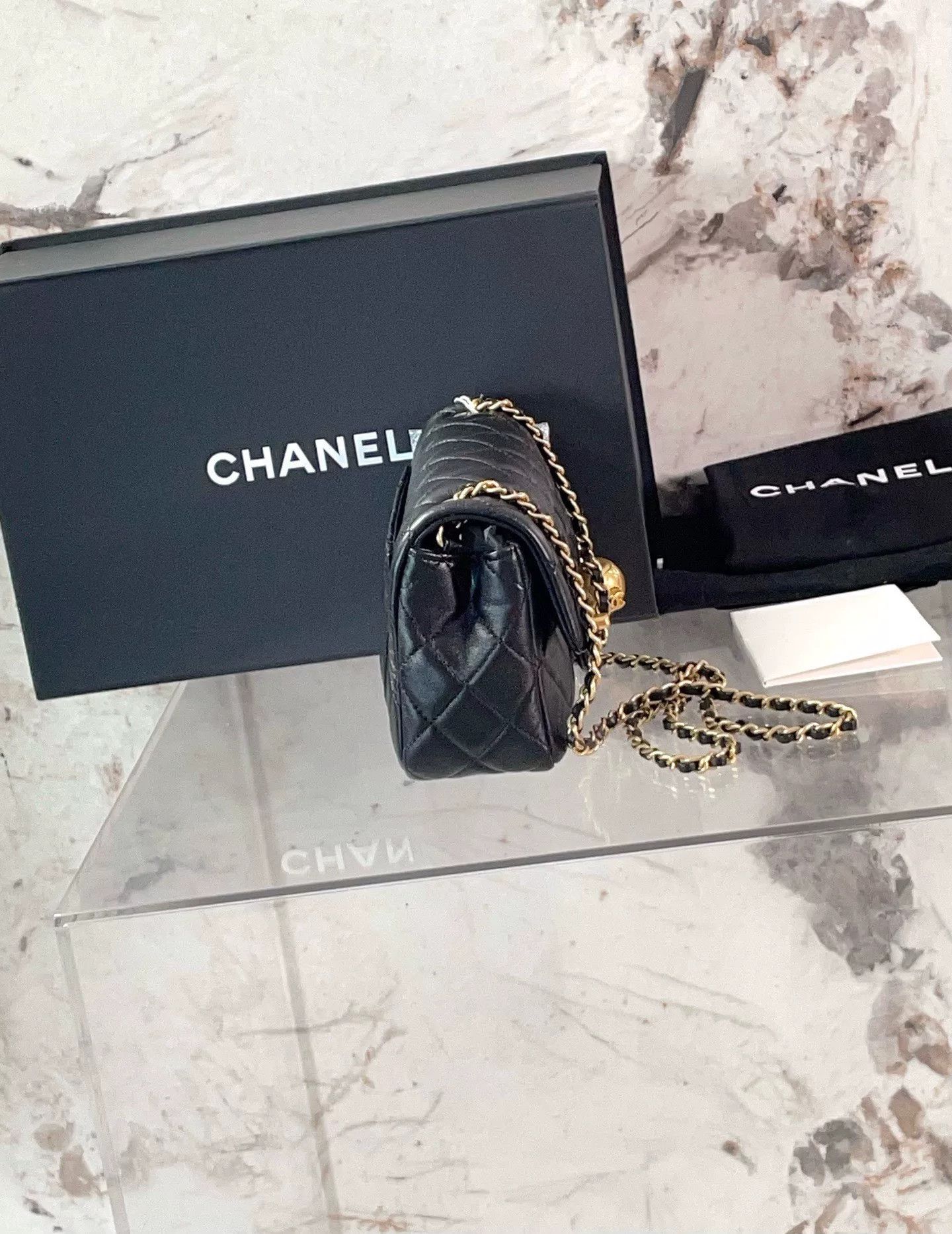 Chanel Pre-loved Bag Very good condition Size ONE SIZE - 3 Thumbnail