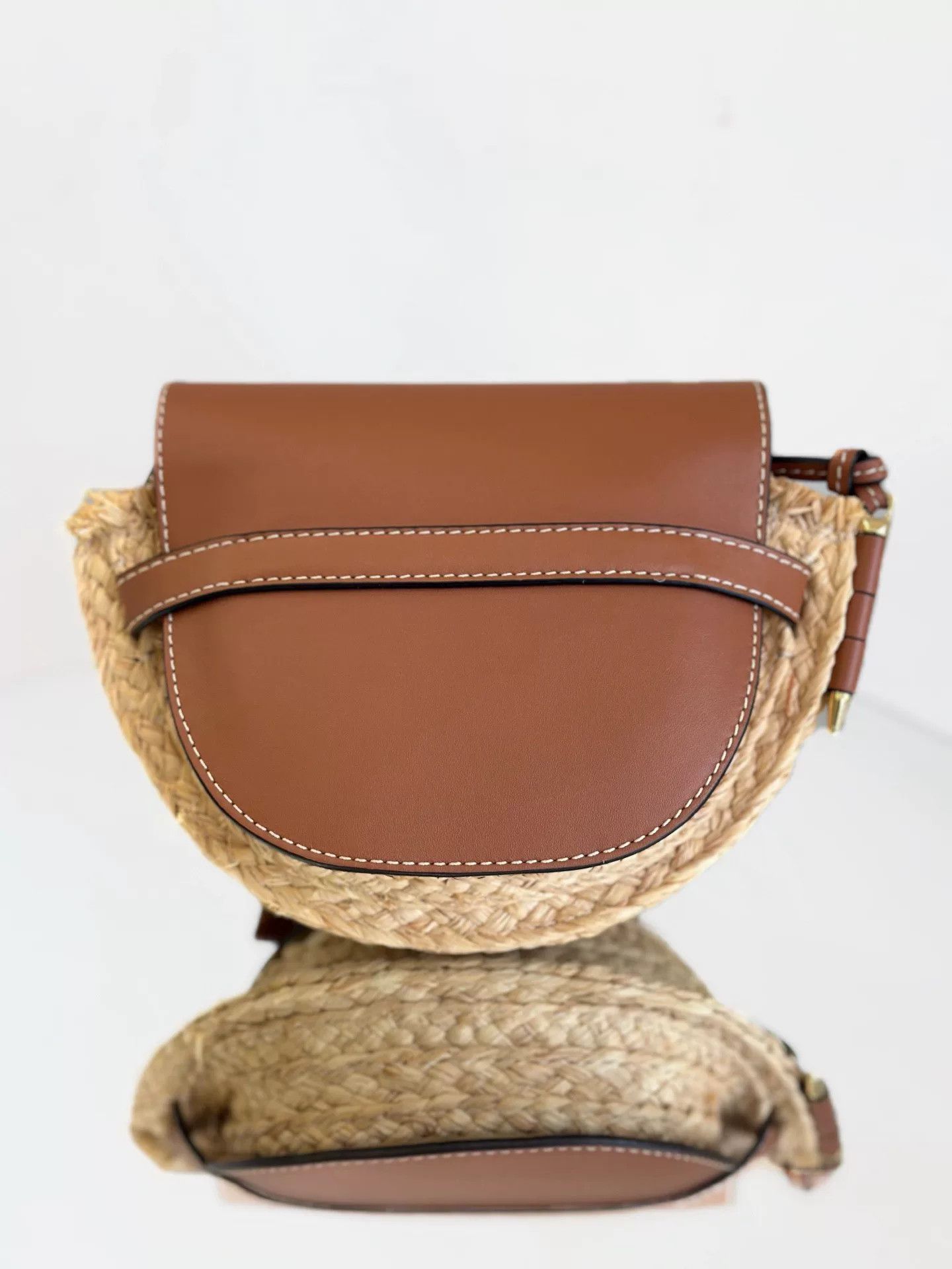 Loewe Pre-loved Bag Very good condition Size ONE SIZE - 4 Thumbnail