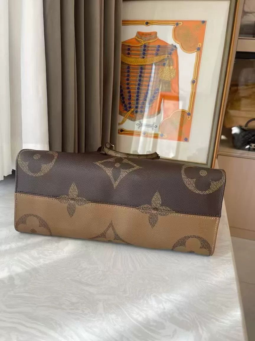 Louis Vuitton Pre-loved Bag Very good condition Size ONE SIZE - 7 Thumbnail