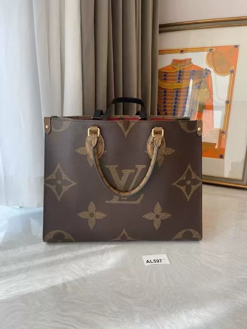 Louis Vuitton Pre-loved Bag Very good condition Size ONE SIZE - 5 Thumbnail