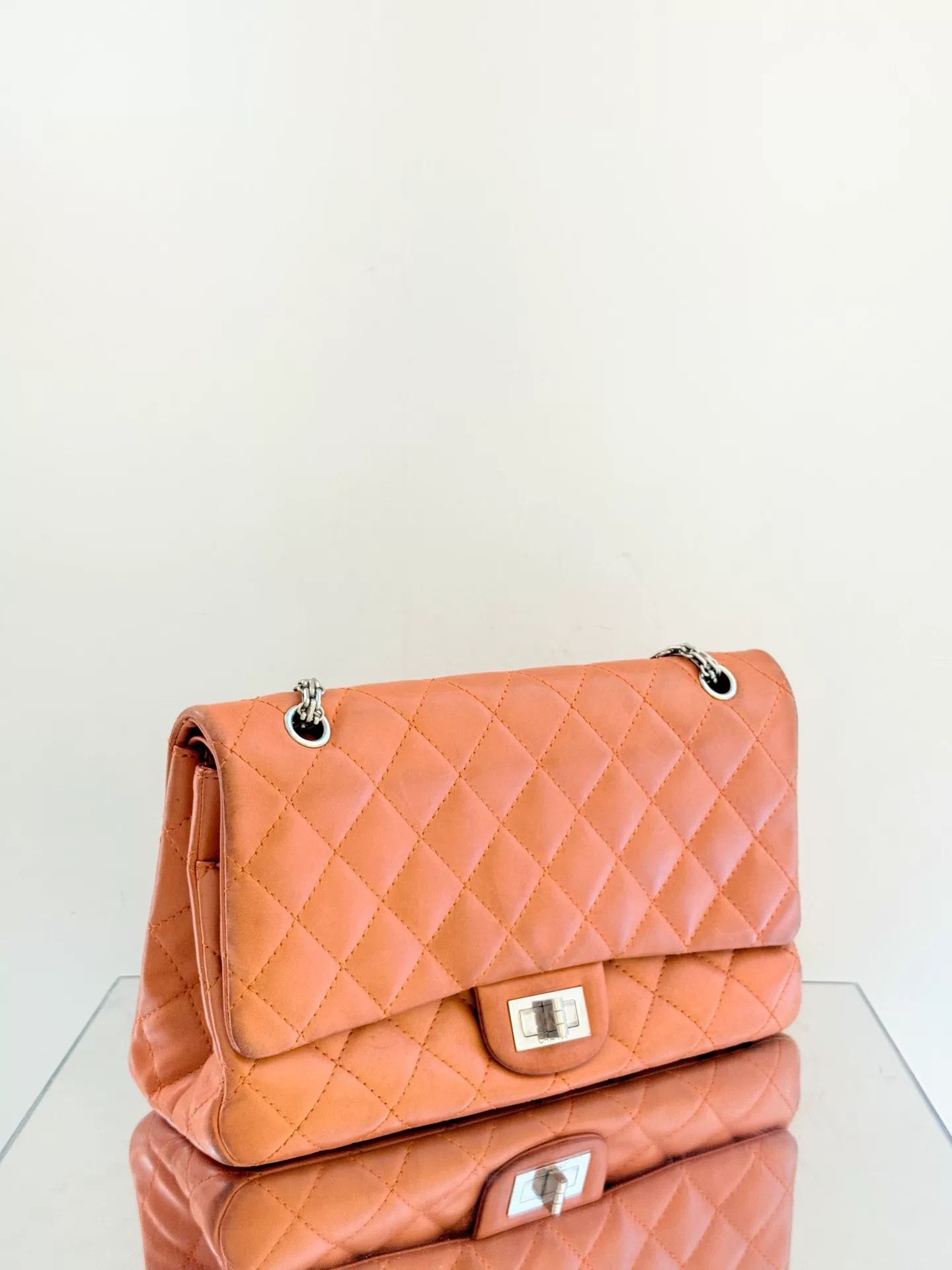 Chanel Pre-loved Bag Very good condition Size ONE SIZE - 2 Thumbnail