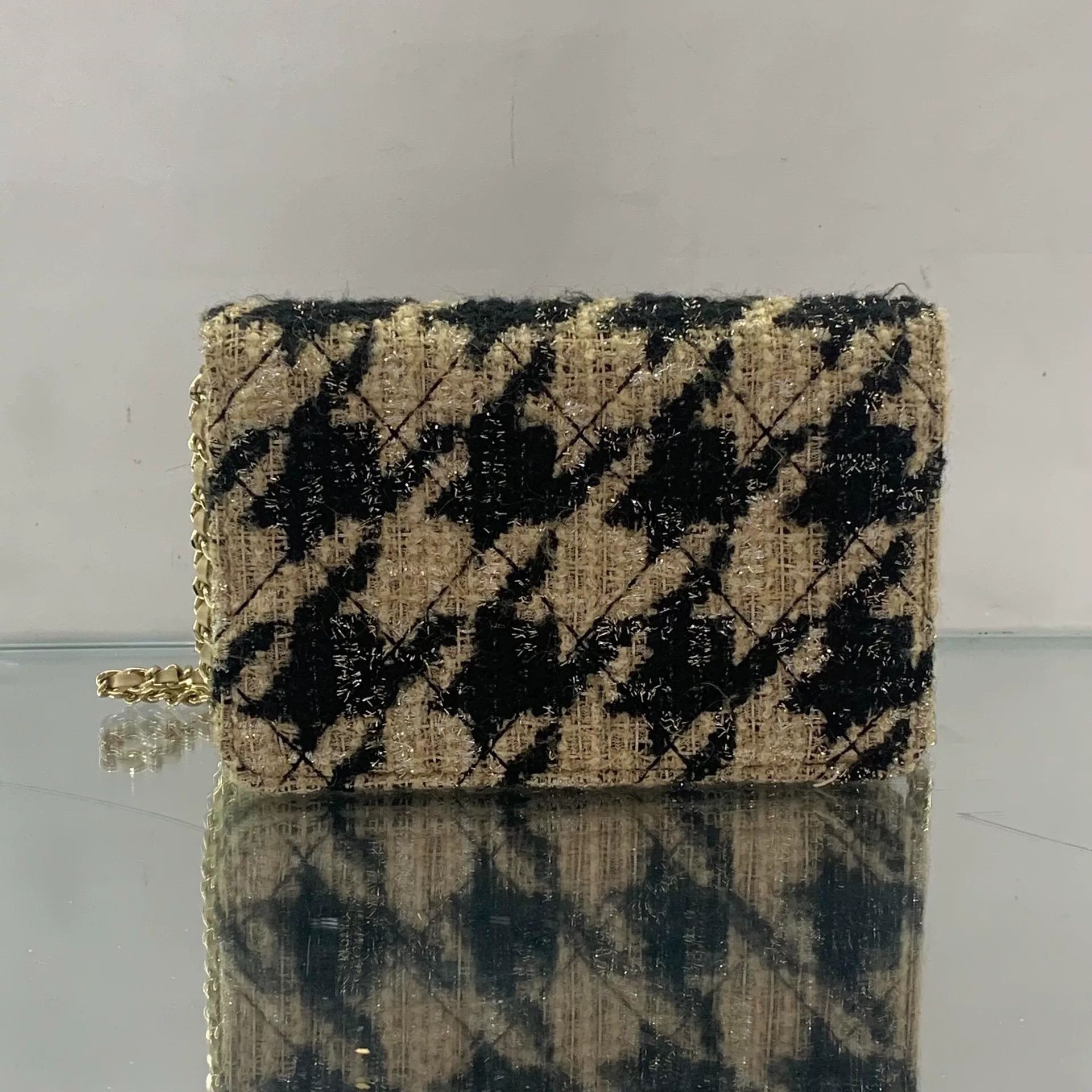 Chanel Pre-loved Bag Very good condition Size ONE SIZE - 4 Thumbnail