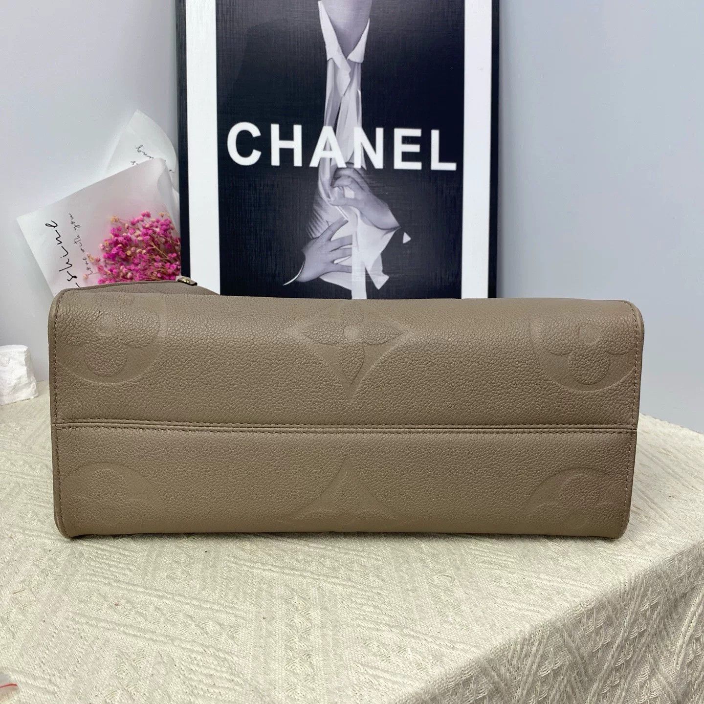 Louis Vuitton Pre-loved Bag Very good condition Size ONE SIZE - 6 Thumbnail