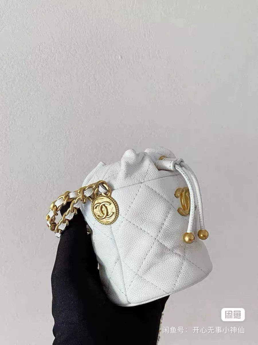 Chanel Pre-loved Bag Very good condition Size ONE SIZE - 3 Thumbnail