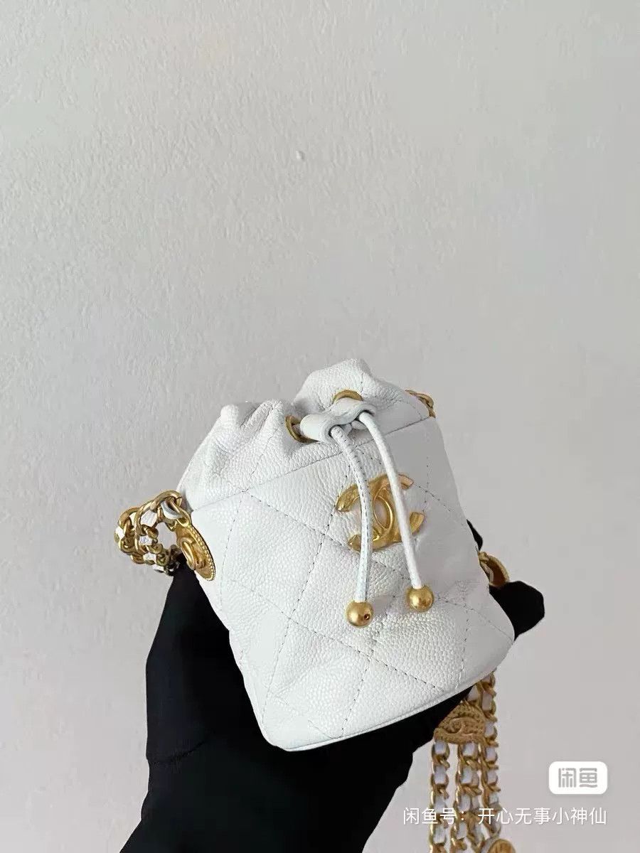 Chanel Pre-loved Bag Very good condition Size ONE SIZE - 2 Thumbnail
