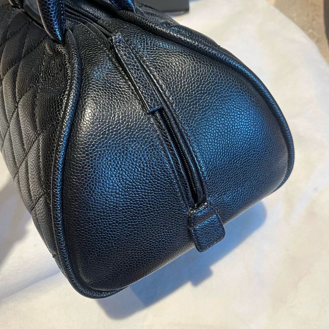 Chanel Pre-loved Bag Very good condition Size ONE SIZE - 5 Thumbnail