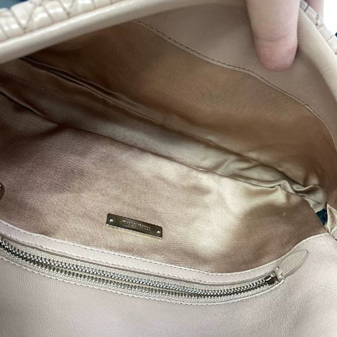 Miu Miu Pre-loved Bag Very good condition Size ONE SIZE - 3 Thumbnail