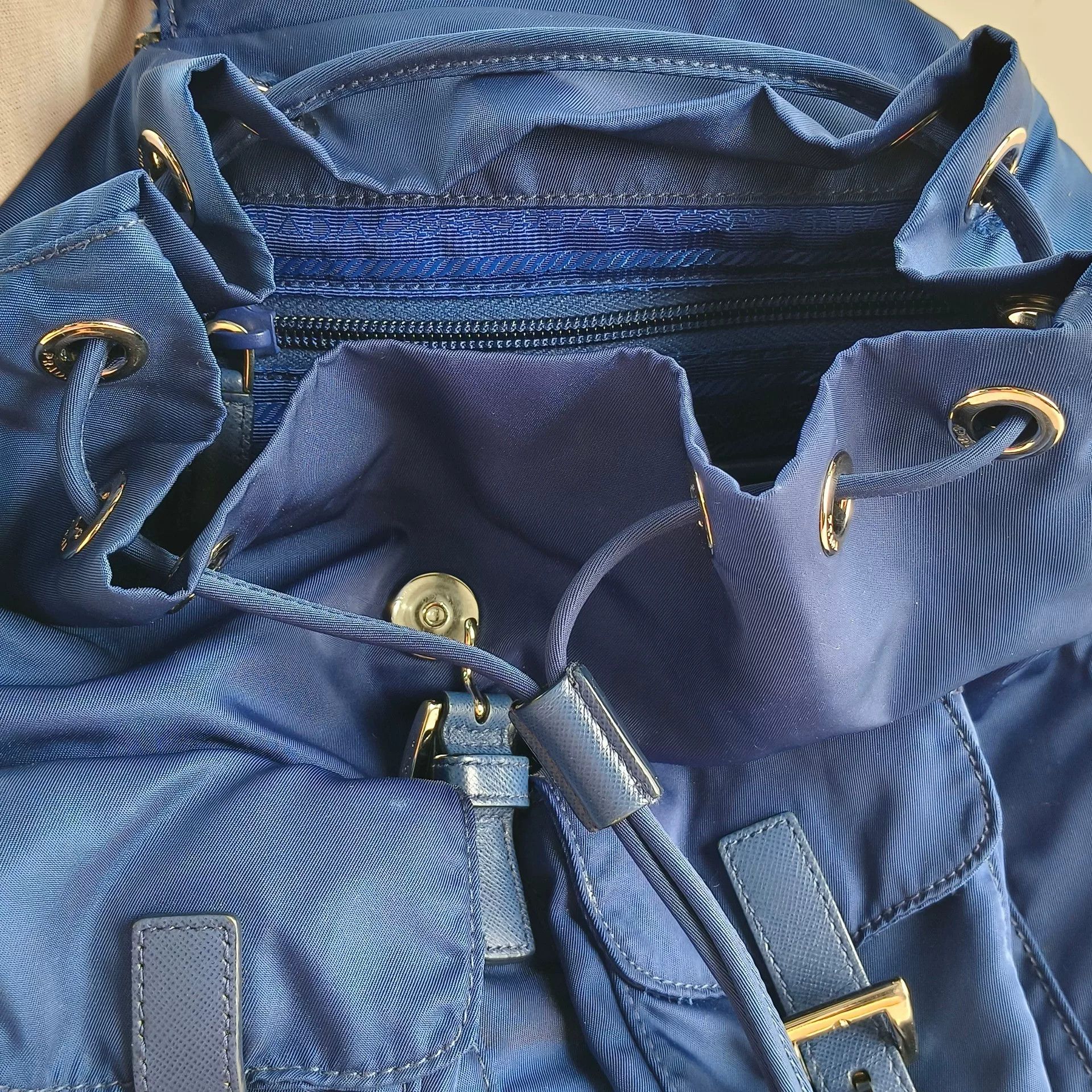 Prada Pre-loved Bag Very good condition Size ONE SIZE - 9 Thumbnail