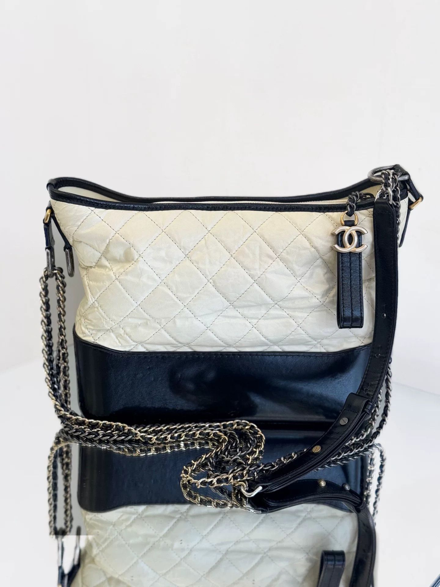 Chanel Pre-loved Bag Very good condition Size ONE SIZE - 2 Thumbnail