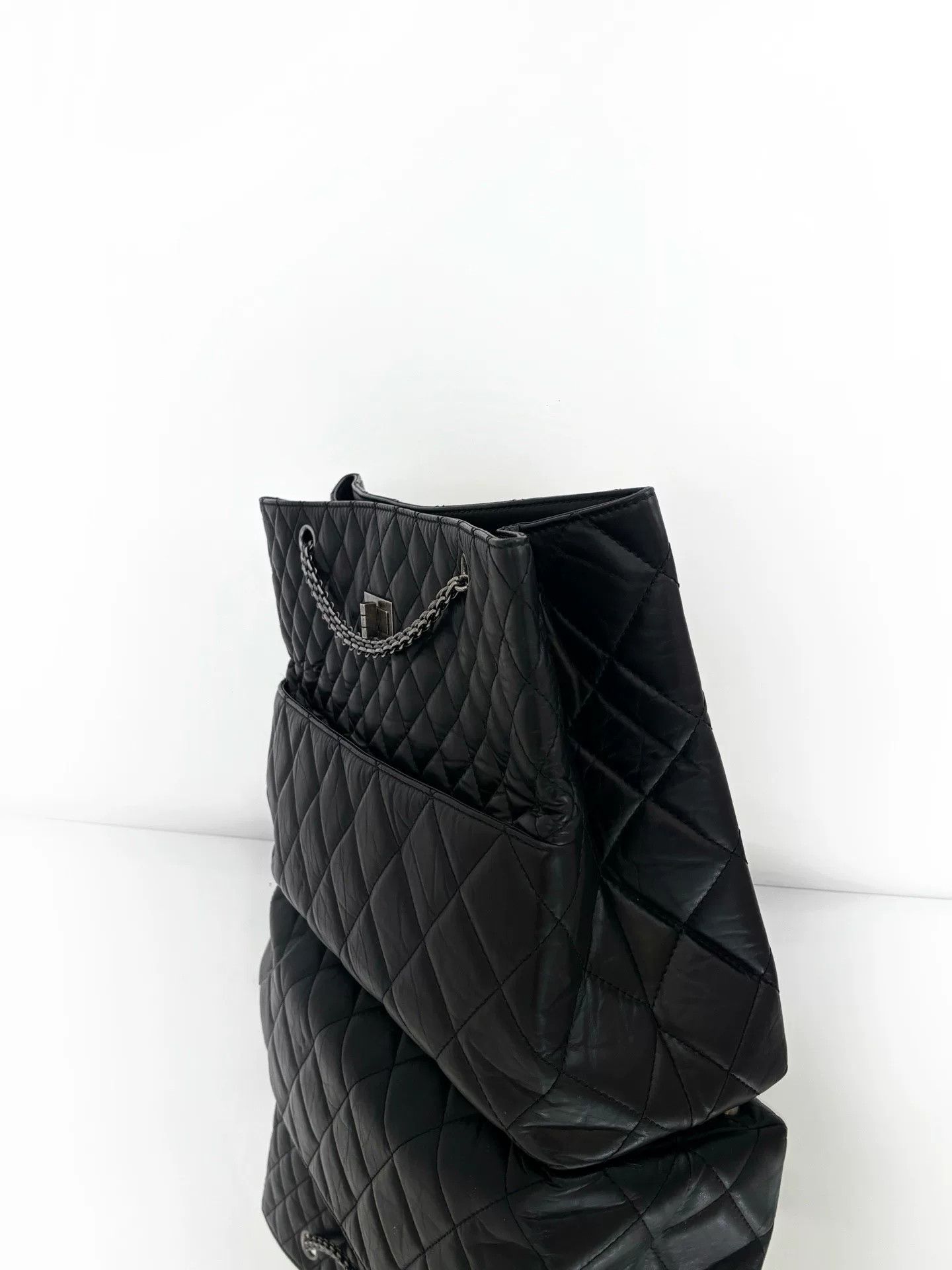 Chanel Pre-loved Bag Very good condition Size ONE SIZE - 3 Thumbnail
