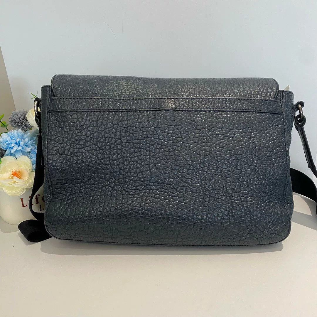 Burberry Pre-loved Bag Very good condition Size ONE SIZE - 3 Thumbnail
