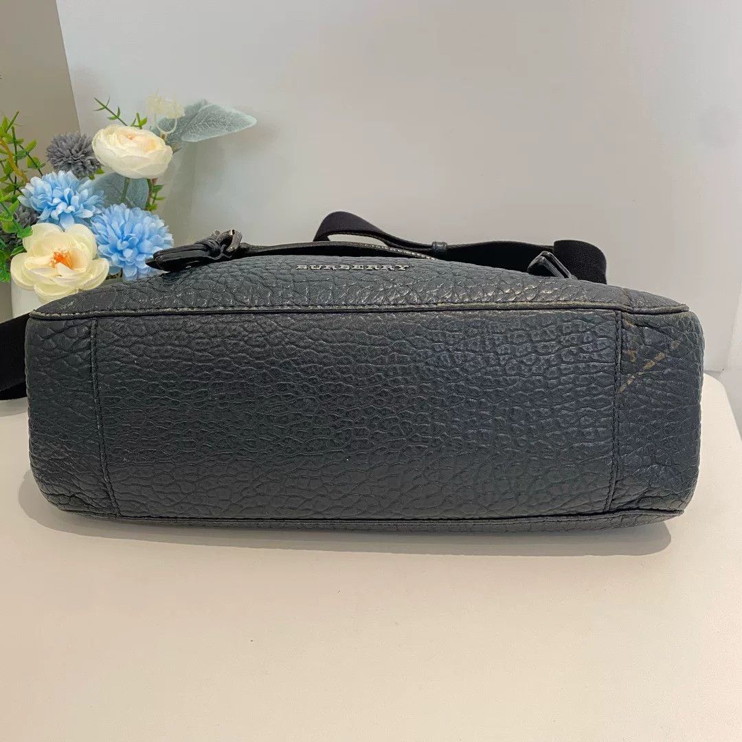 Burberry Pre-loved Bag Very good condition Size ONE SIZE - 2 Thumbnail