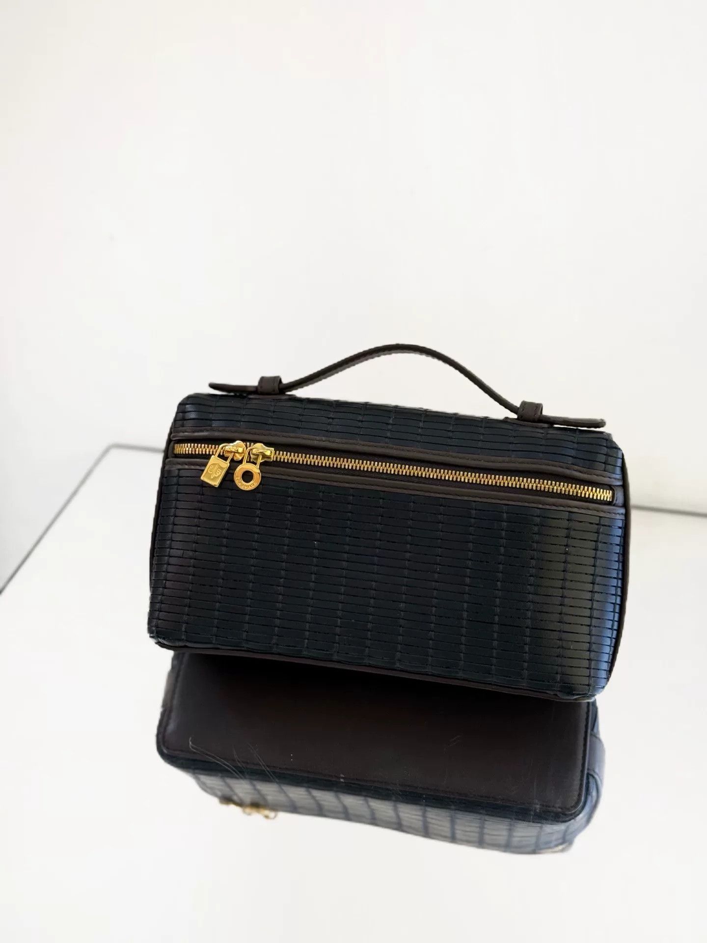 Loro Piana Pre-loved Bag Very good condition Size ONE SIZE - 2 Thumbnail