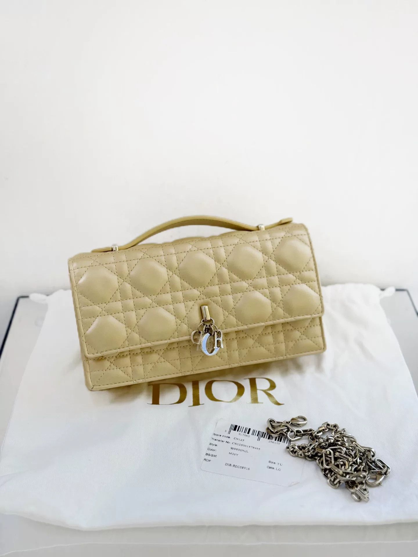 Dior Pre-loved Bag Brand new condition Size ONE SIZE - 8 Thumbnail