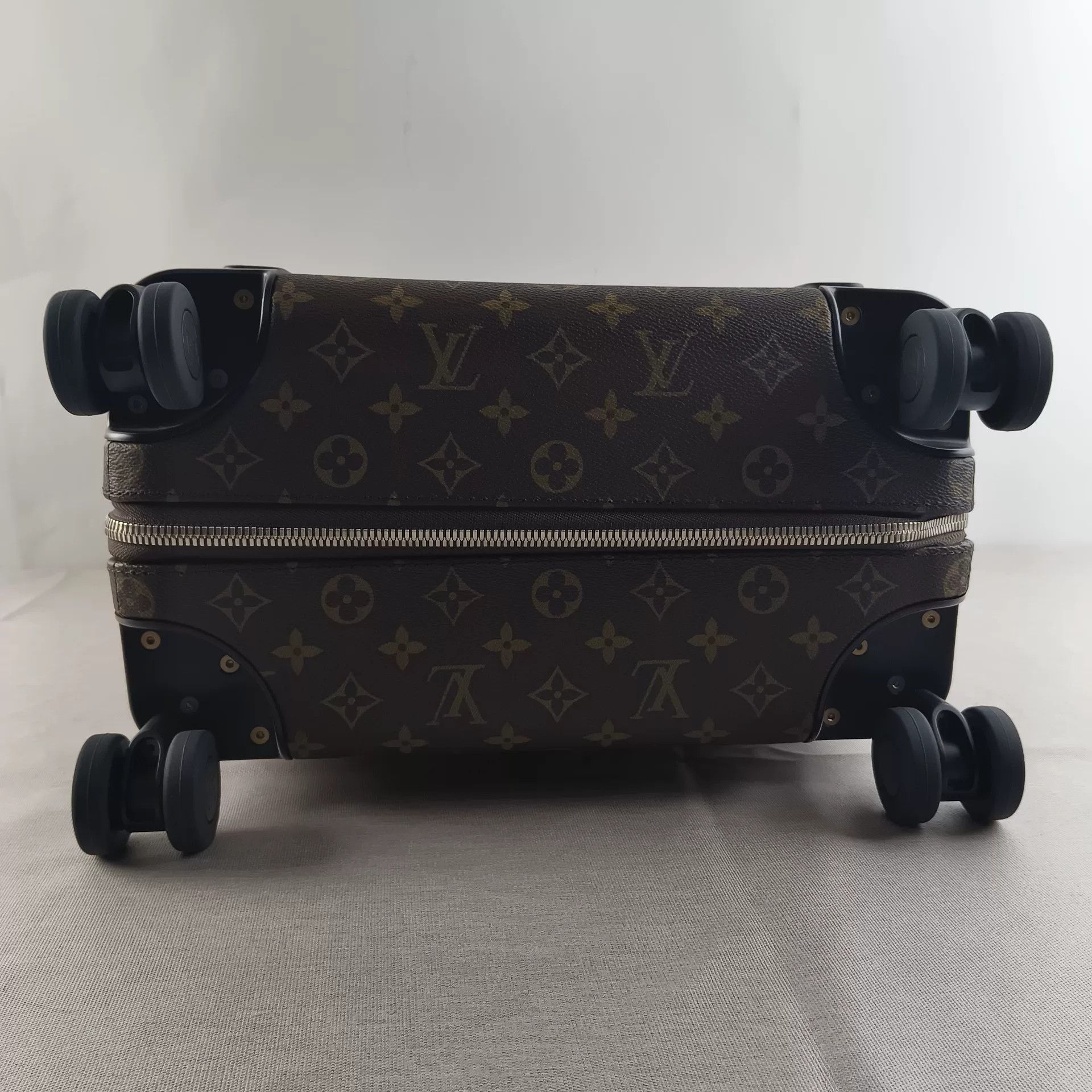 Louis Vuitton Pre-loved Bag Very good condition Size ONE SIZE - 7 Thumbnail