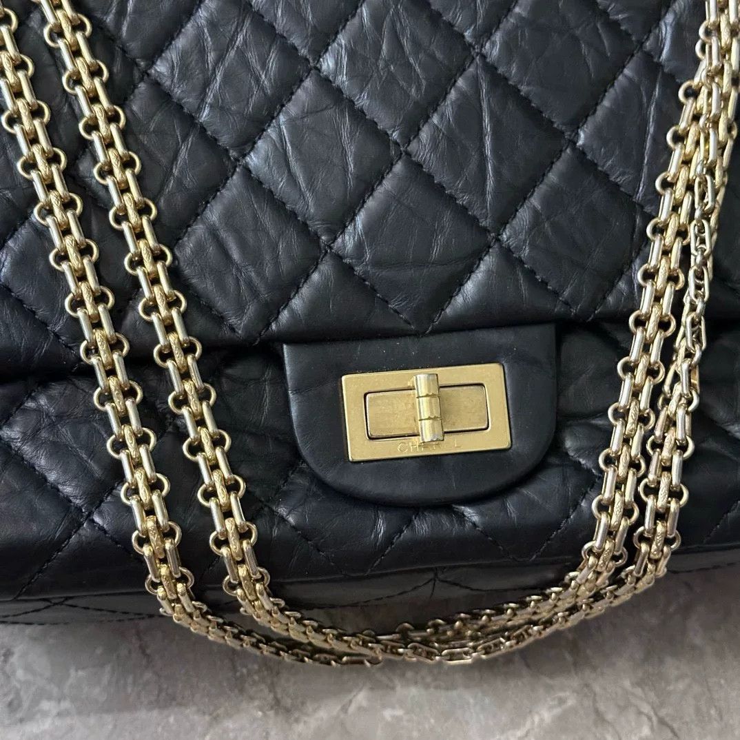 Chanel Pre-loved Bag Very good condition Size ONE SIZE - 2 Thumbnail