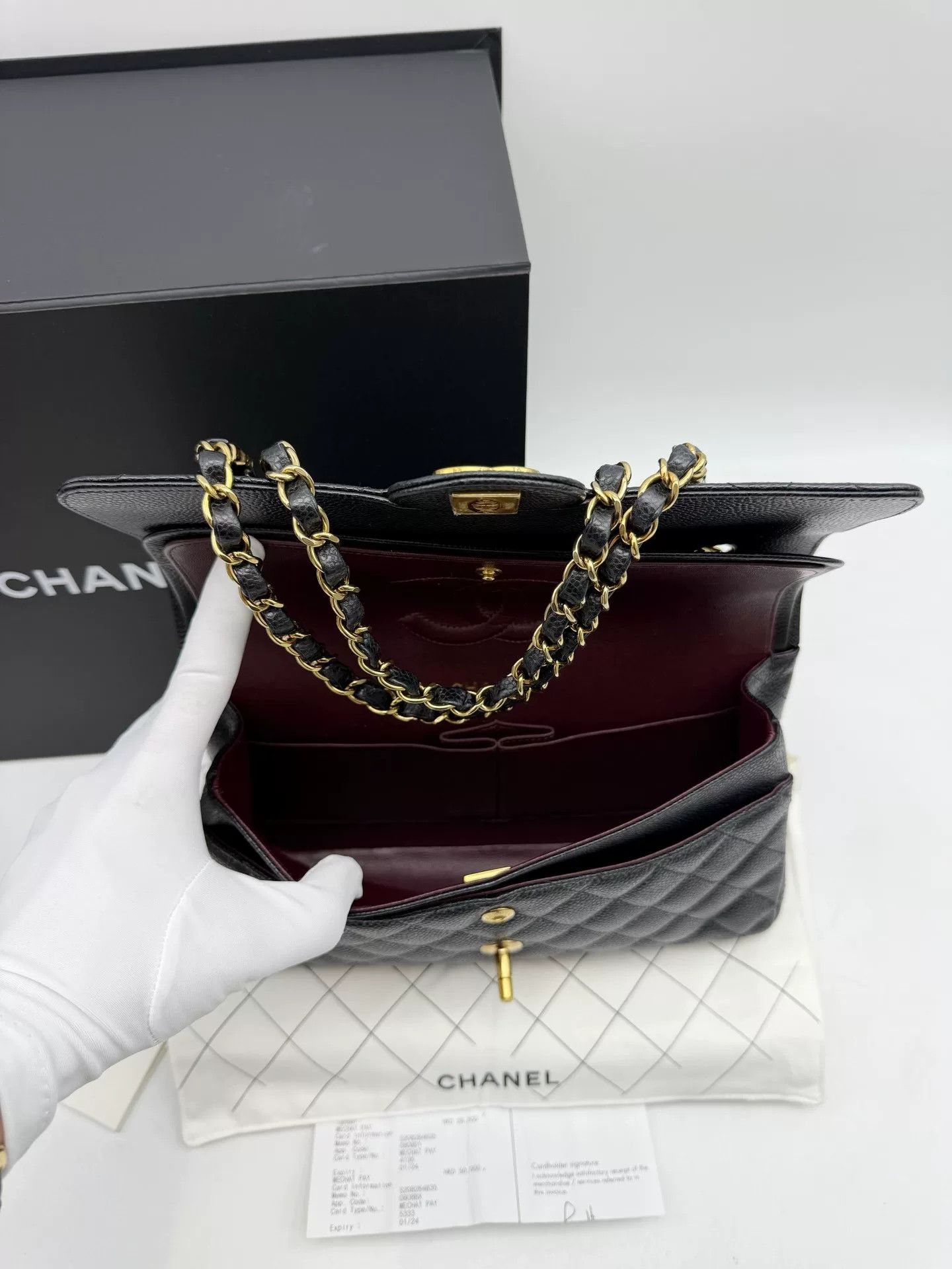 Chanel Pre-loved Bag Very good condition Size ONE SIZE - 7 Thumbnail