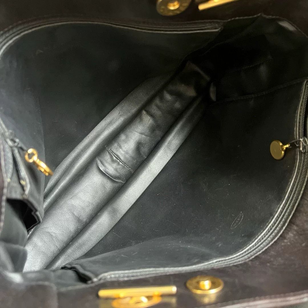 Chanel Pre-loved Bag Very good condition Size ONE SIZE - 8 Thumbnail