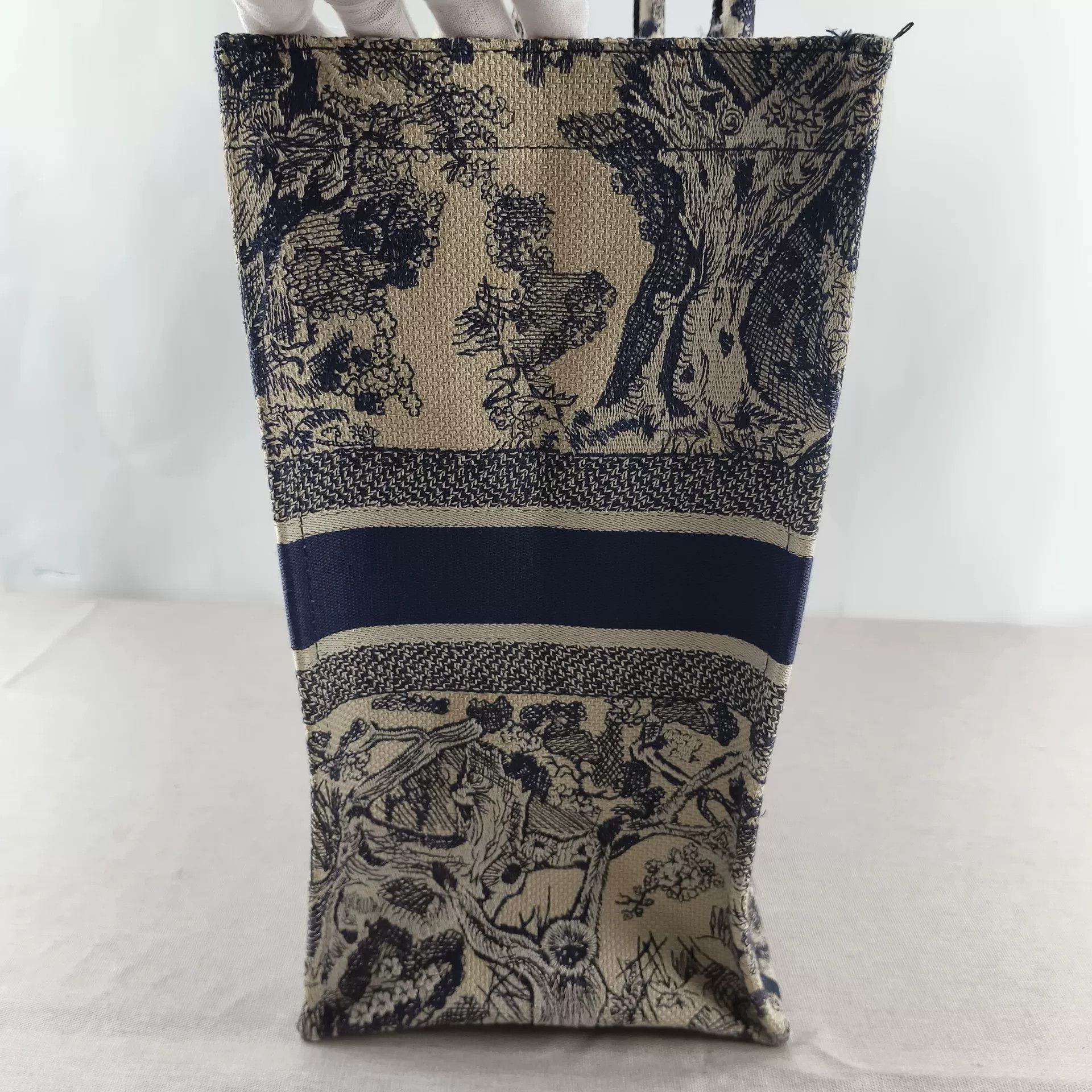 Dior Pre-loved Bag Very good condition Size ONE SIZE - 6 Thumbnail