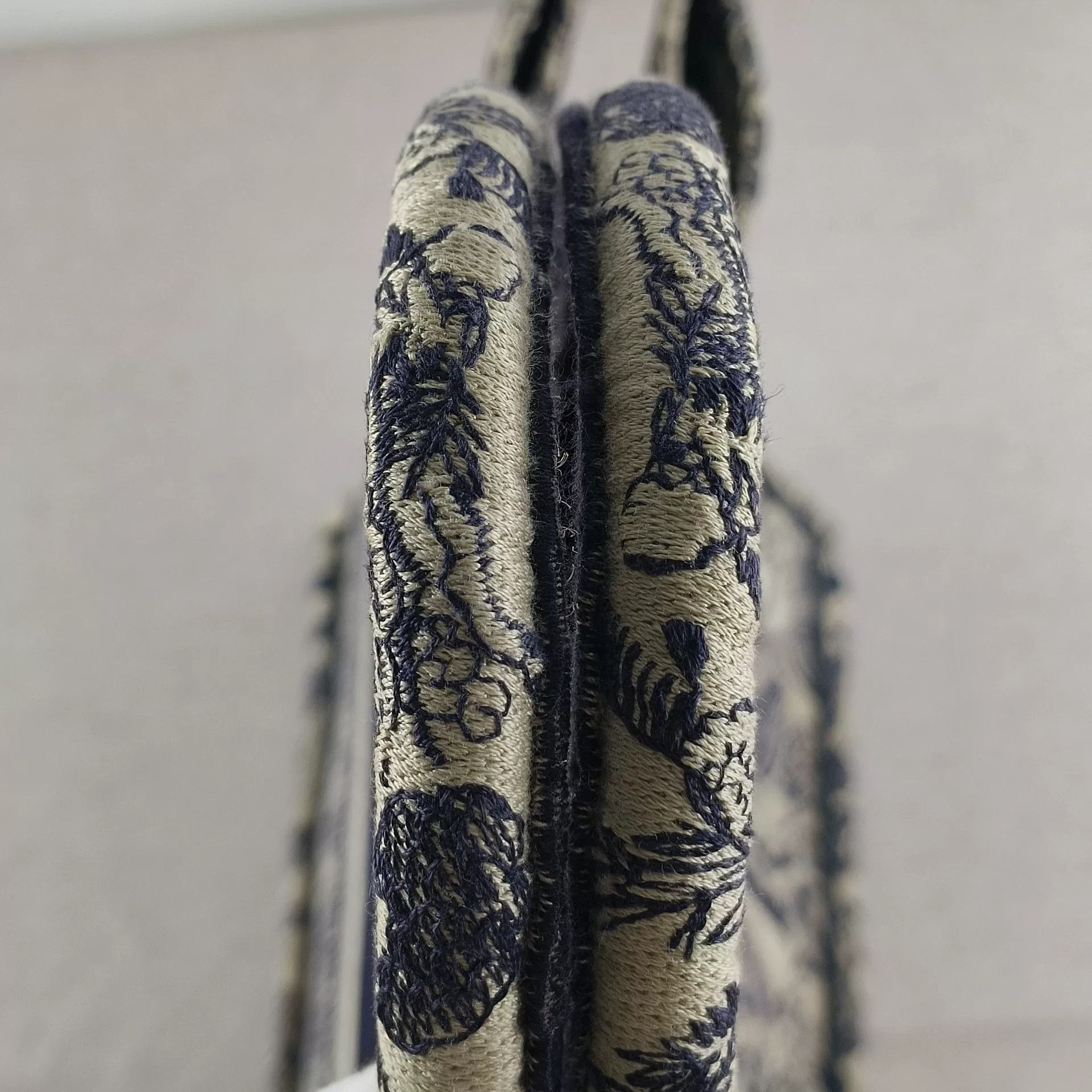 Dior Pre-loved Bag Very good condition Size ONE SIZE - 7 Thumbnail