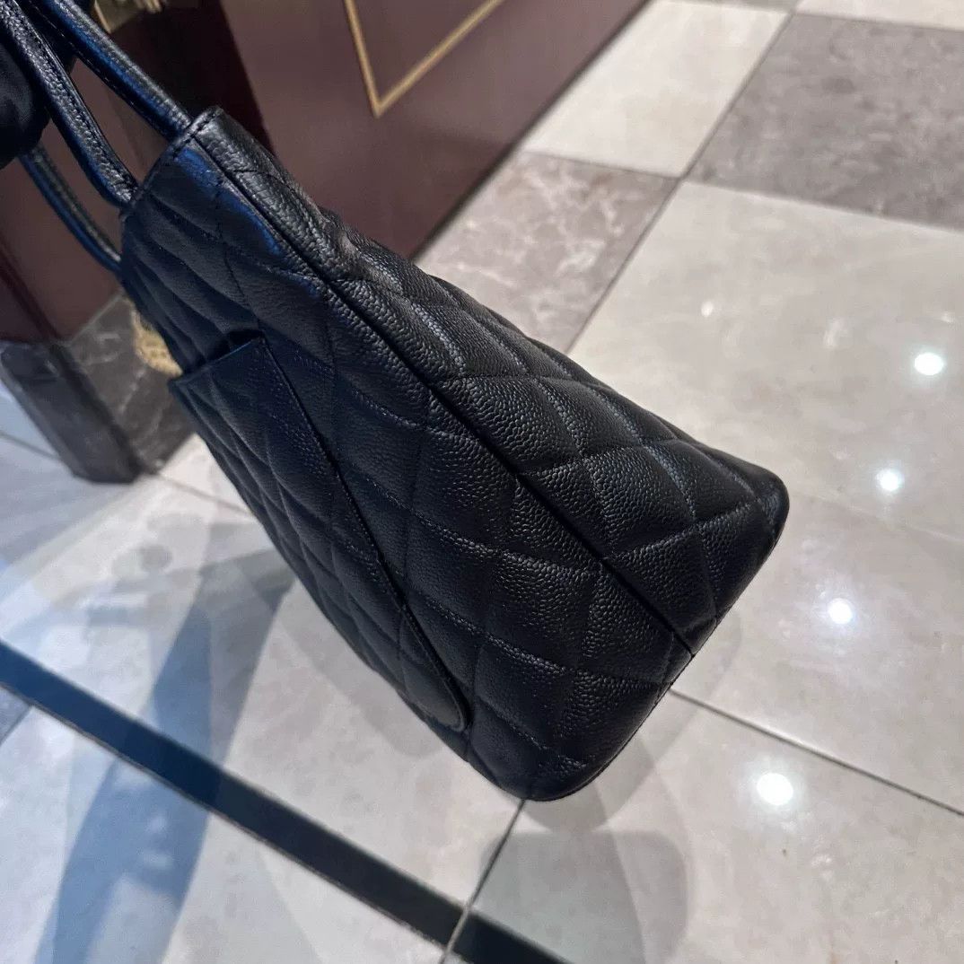 Chanel Pre-loved Bag Very good condition Size ONE SIZE - 9 Thumbnail