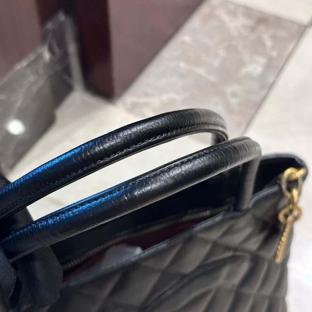 Chanel Pre-loved Bag Very good condition Size ONE SIZE - 4 Thumbnail