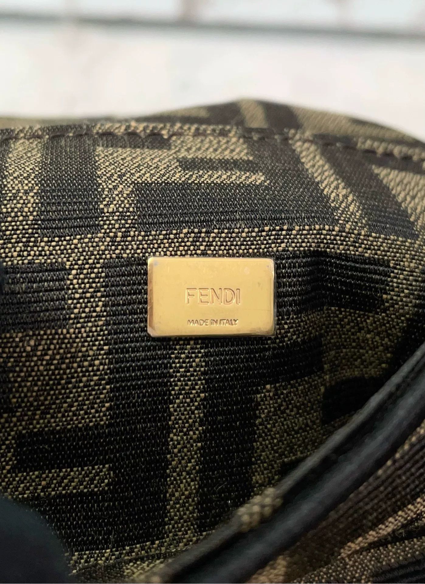 Fendi Pre-loved Bag Very good condition Size ONE SIZE - 8 Thumbnail