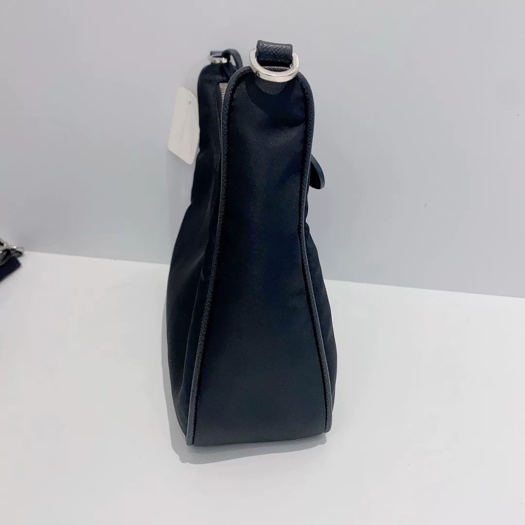 Prada Pre-loved Bag Very good condition Size ONE SIZE - 3 Thumbnail