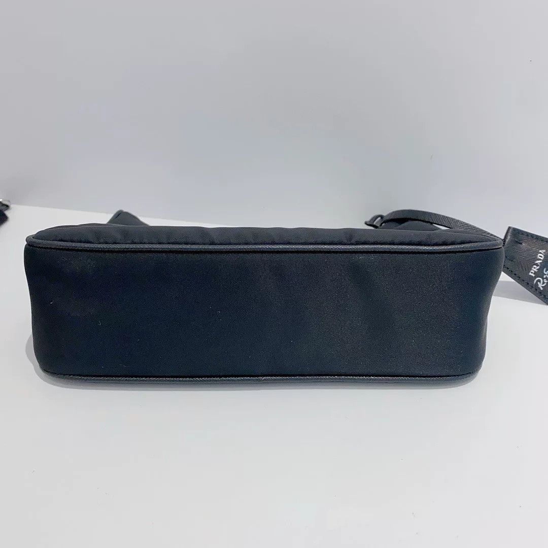 Prada Pre-loved Bag Very good condition Size ONE SIZE - 5 Thumbnail