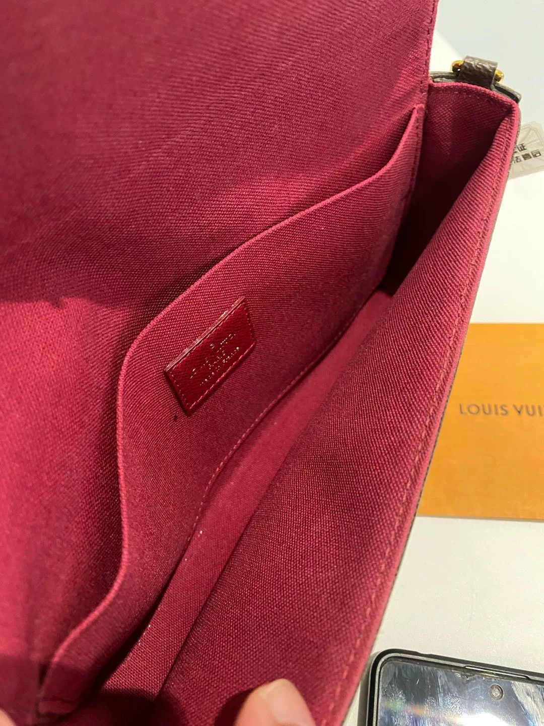 Louis Vuitton Pre-loved Bag Very good condition Size ONE SIZE - 5 Thumbnail