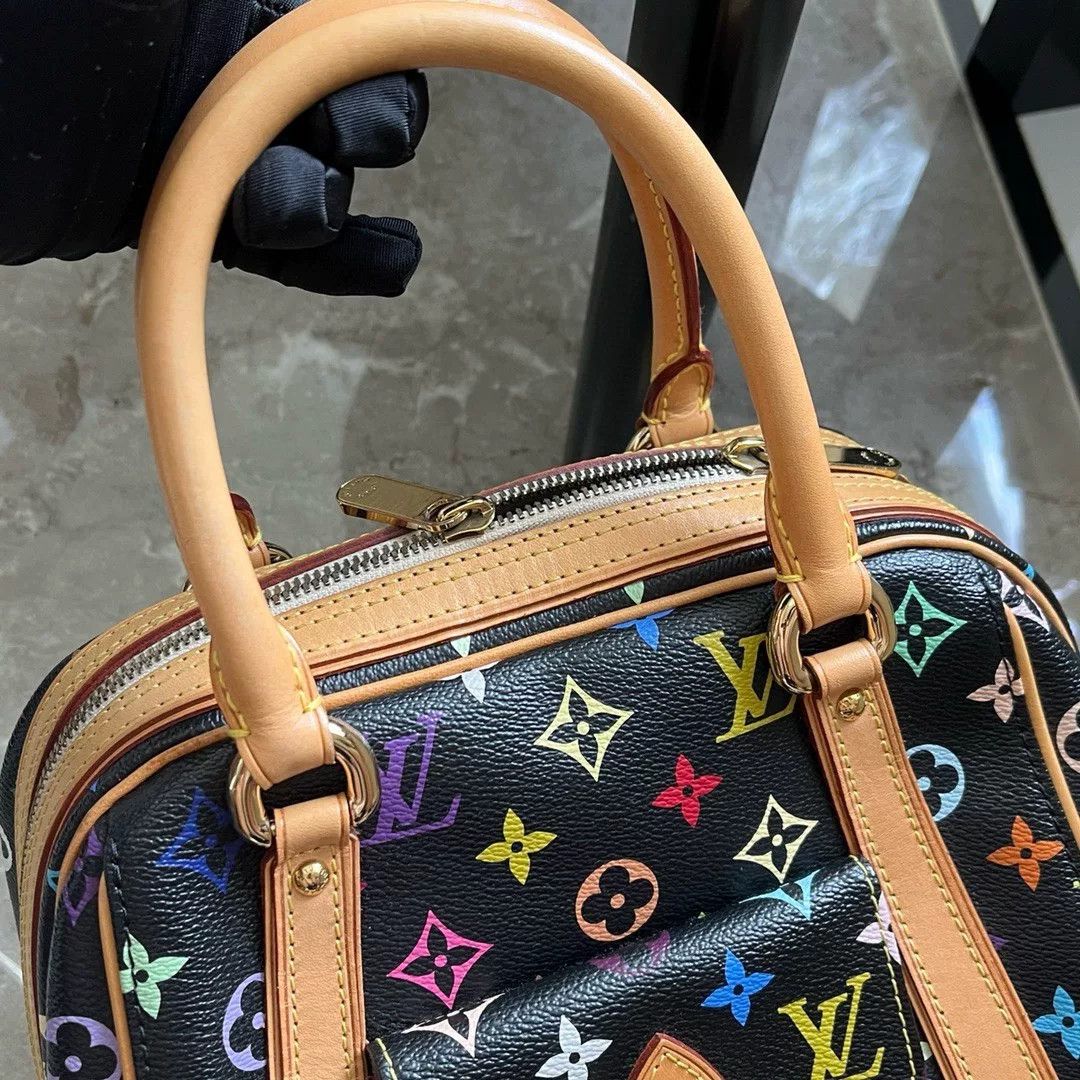 Louis Vuitton Pre-loved Bag Very good condition Size ONE SIZE - 3 Thumbnail