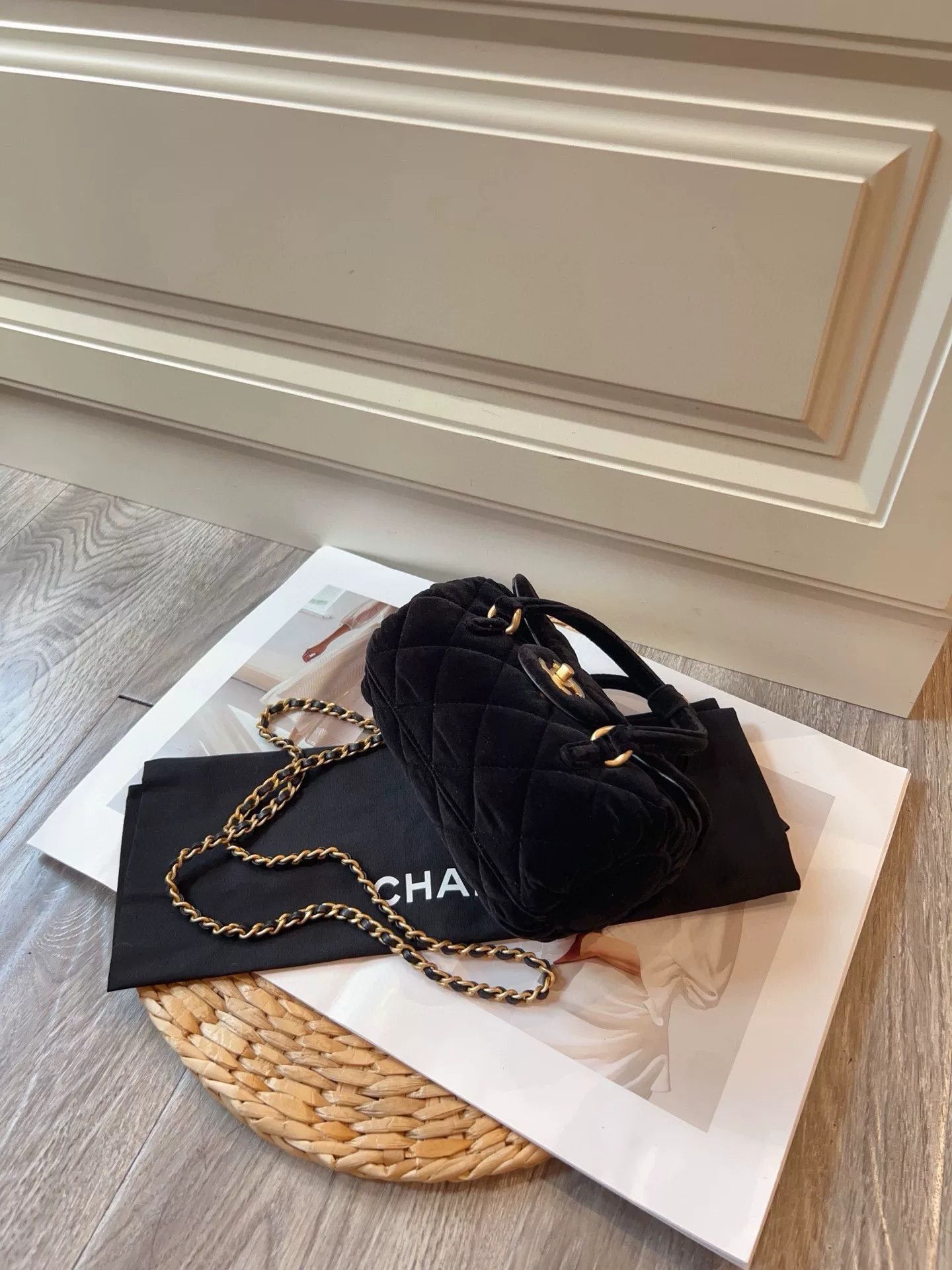 Chanel Pre-loved Bag Very good condition Size ONE SIZE - 6 Thumbnail