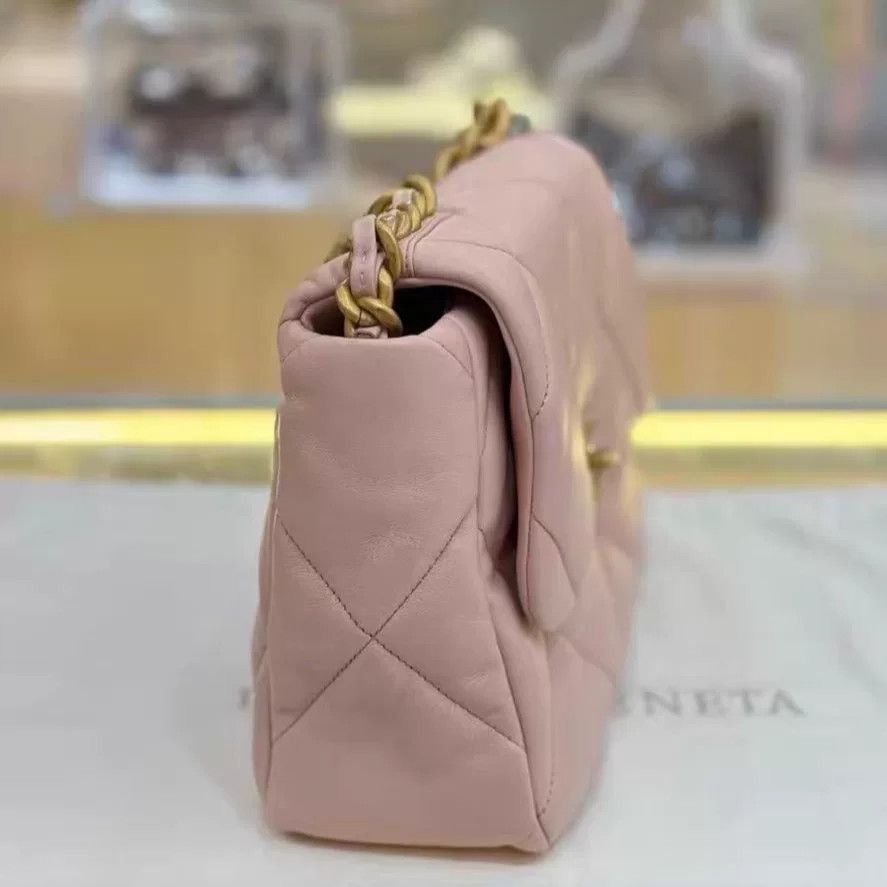 Chanel Pre-loved Bag Very good condition Size ONE SIZE - 4 Thumbnail