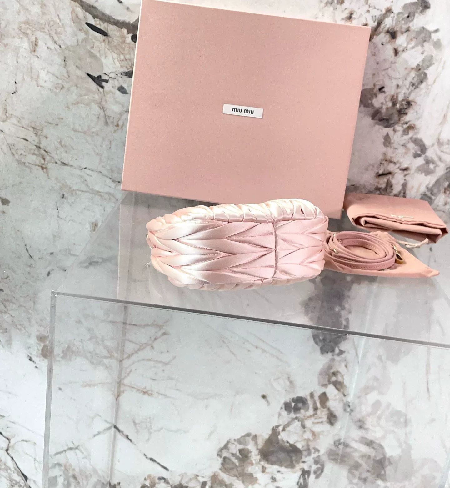 Miu Miu Pre-loved Bag Very good condition Size ONE SIZE - 5 Thumbnail