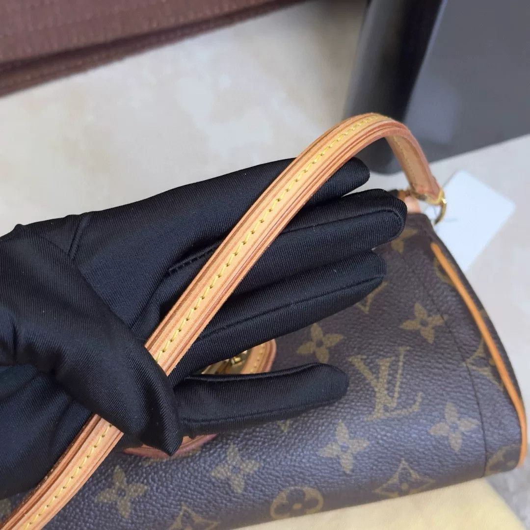 Louis Vuitton Pre-loved Bag Very good condition Size ONE SIZE - 7 Thumbnail