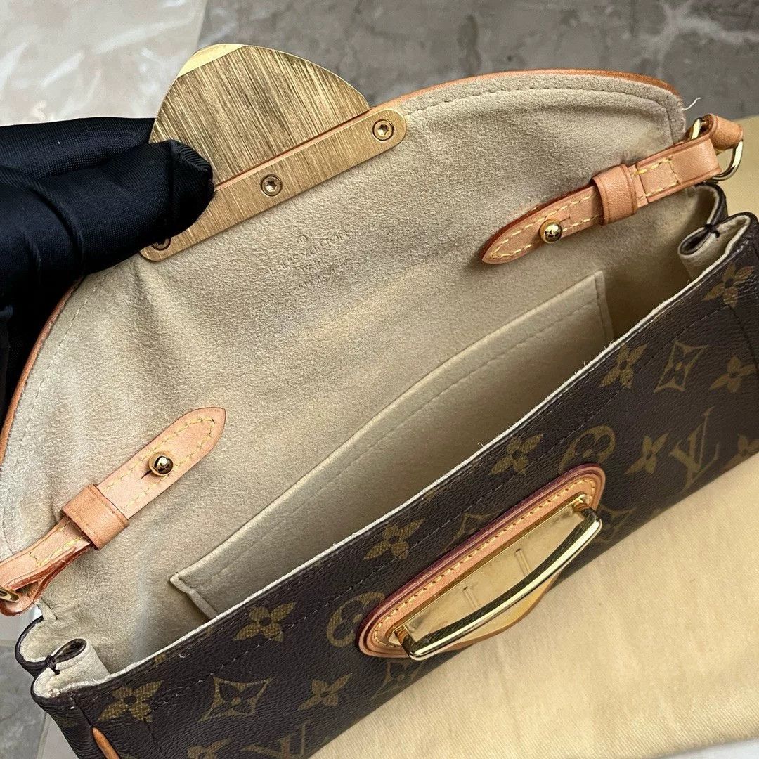 Louis Vuitton Pre-loved Bag Very good condition Size ONE SIZE - 8 Thumbnail