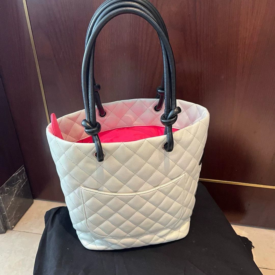 Chanel Pre-loved Bag Very good condition Size ONE SIZE - 2 Thumbnail