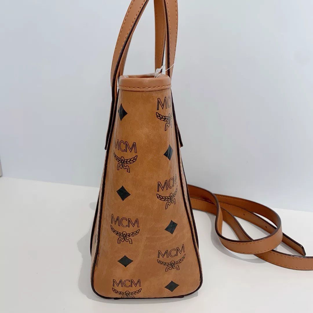 MCM Pre-loved Bag Very good condition Size ONE SIZE - 4 Thumbnail
