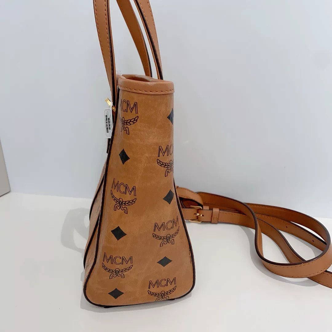 MCM Pre-loved Bag Very good condition Size ONE SIZE - 5 Thumbnail