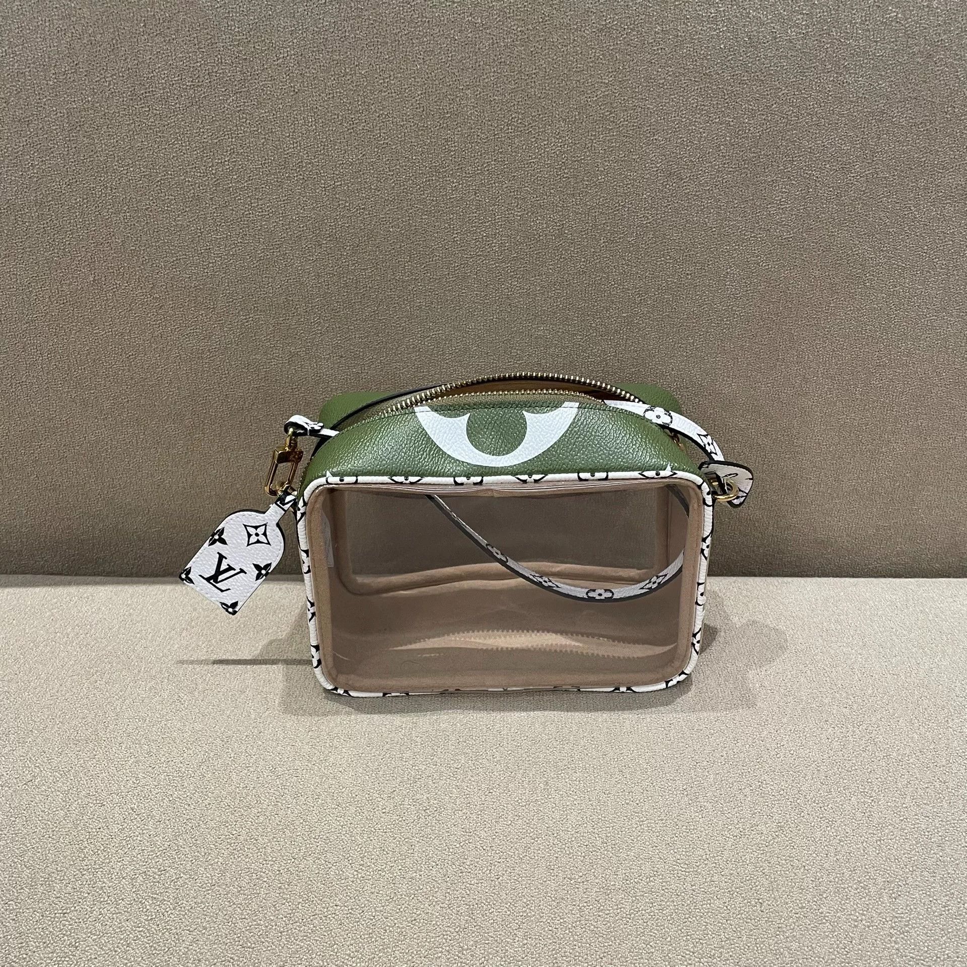 Louis Vuitton Pre-loved Bag Very good condition Size ONE SIZE - 2 Thumbnail