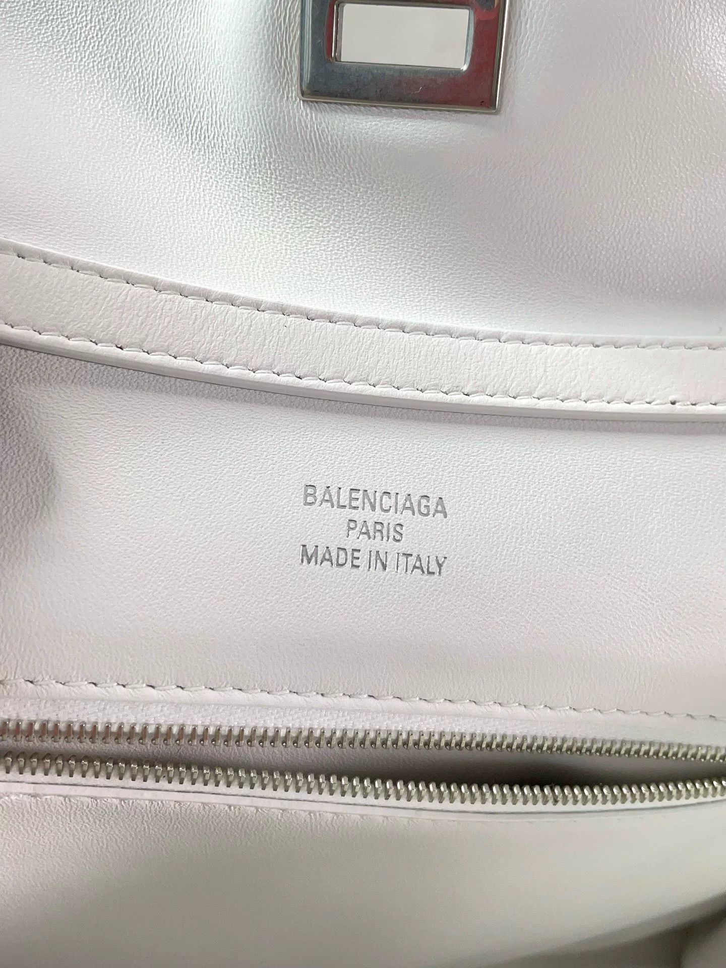 Balenciaga Pre-loved Bag Very good condition Size ONE SIZE - 8 Thumbnail