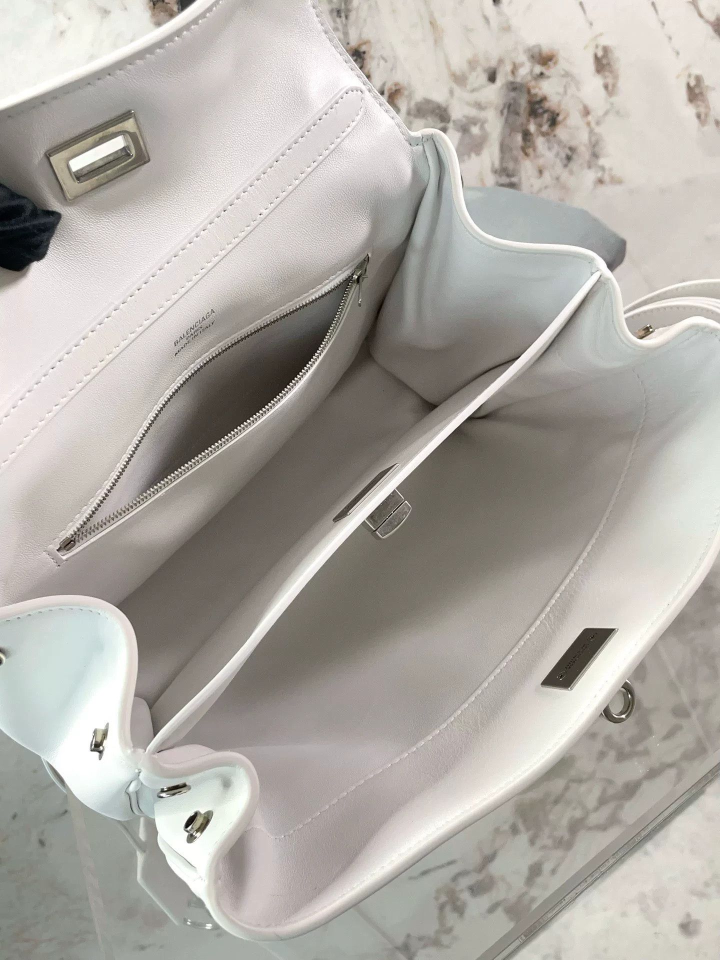 Balenciaga Pre-loved Bag Very good condition Size ONE SIZE - 9 Thumbnail