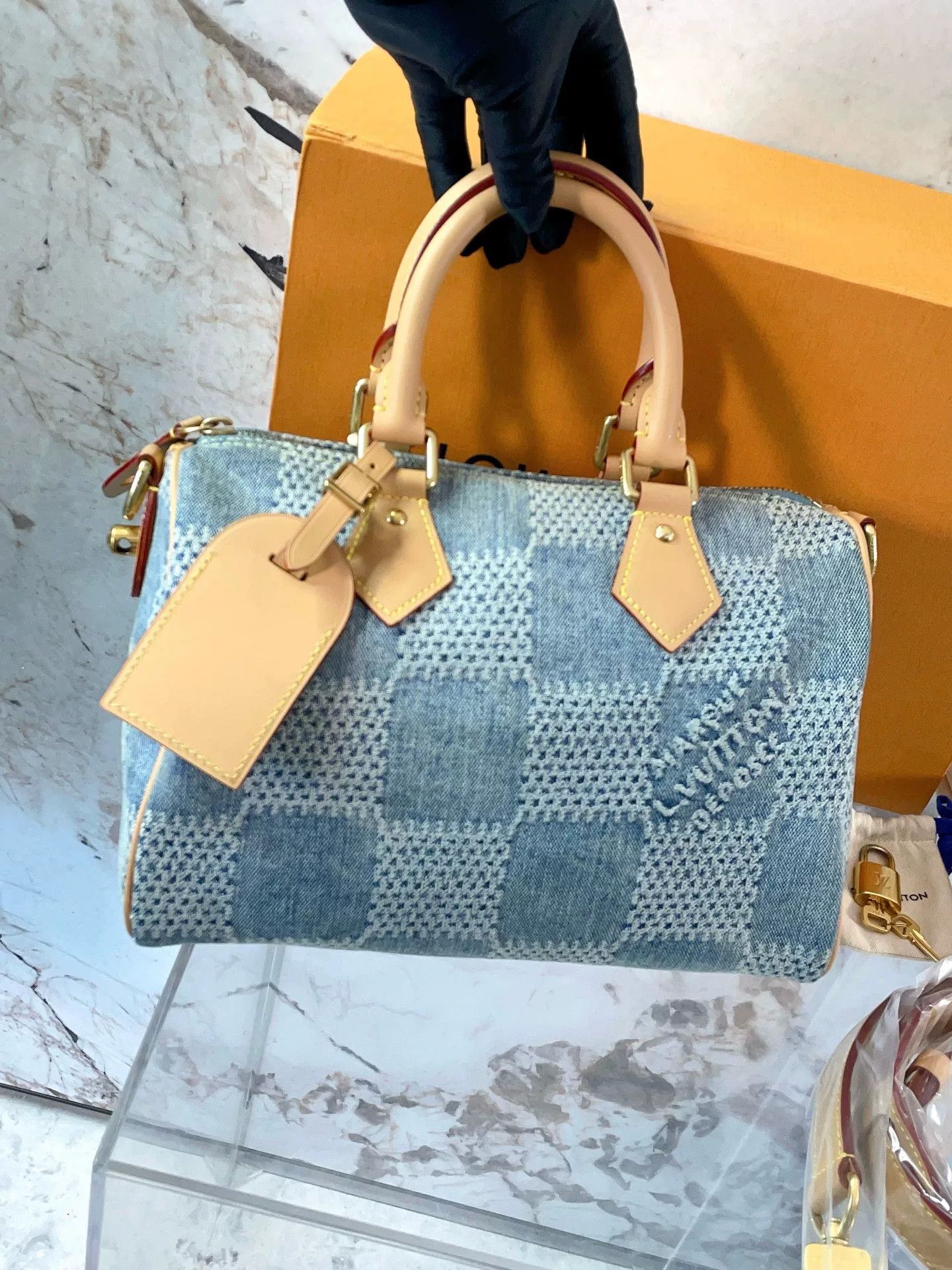 Louis Vuitton Pre-loved Bag Very good condition Size ONE SIZE - 7 Thumbnail