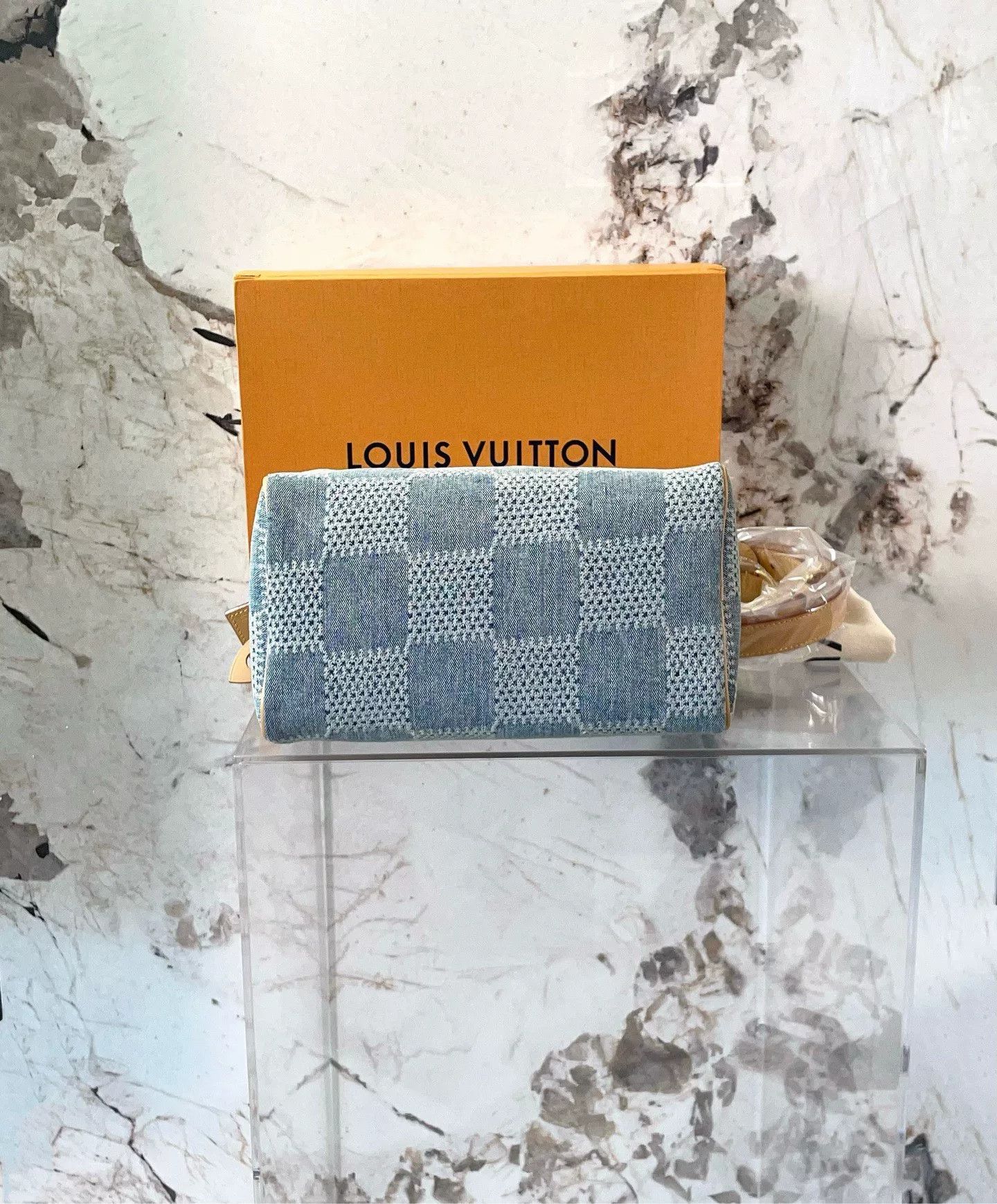 Louis Vuitton Pre-loved Bag Very good condition Size ONE SIZE - 4 Thumbnail