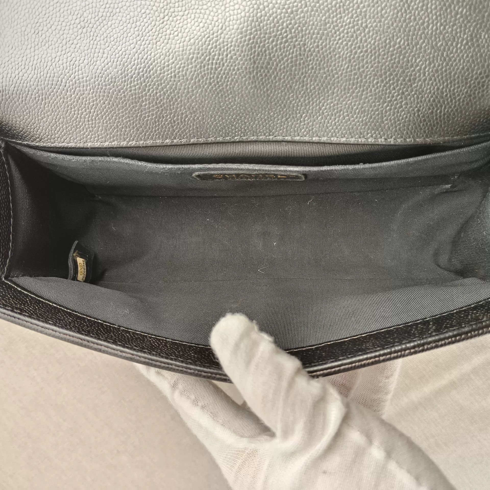 Chanel Pre-loved Bag Very good condition Size ONE SIZE - 8 Thumbnail