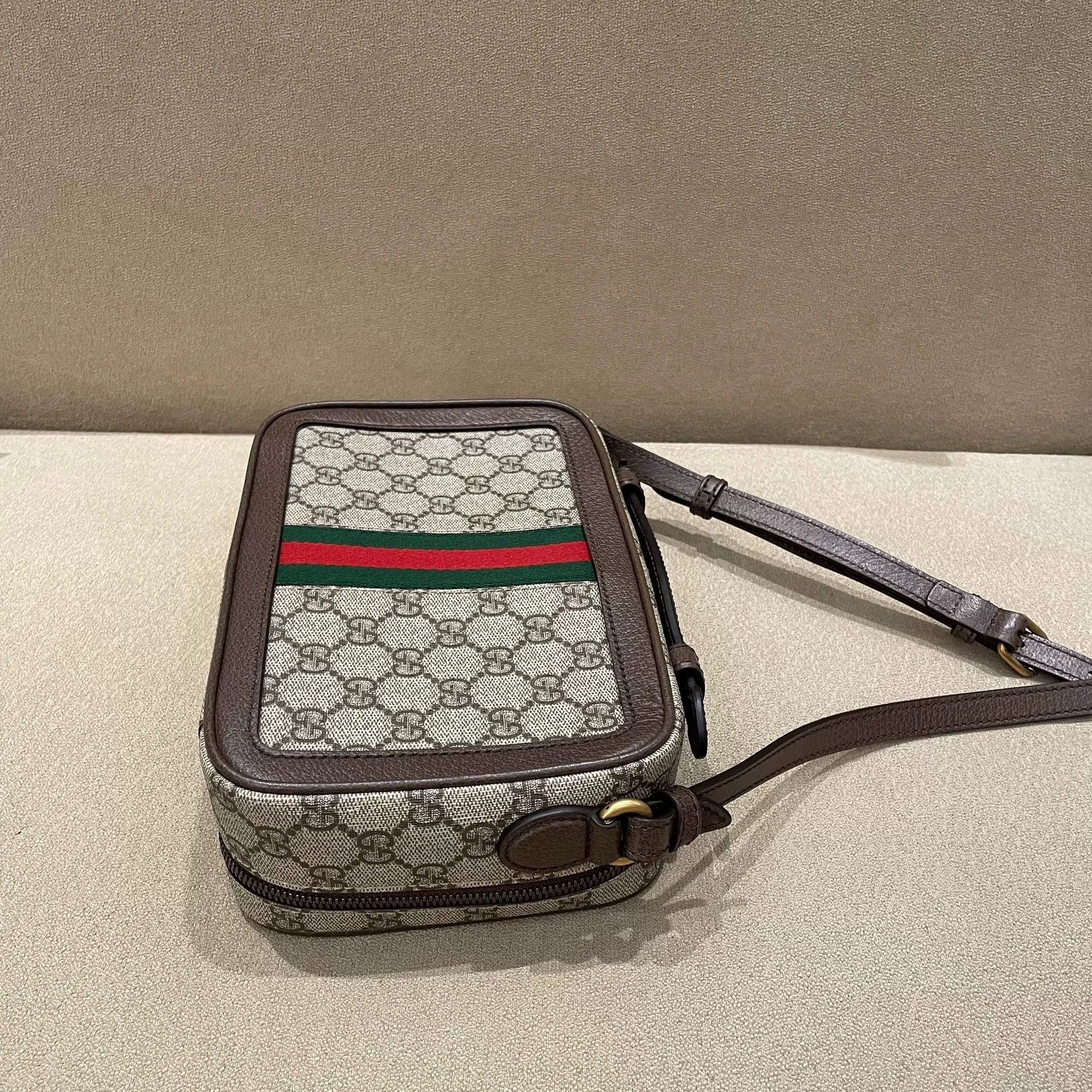 Gucci Pre-loved Bag Very good condition Size ONE SIZE - 4 Thumbnail