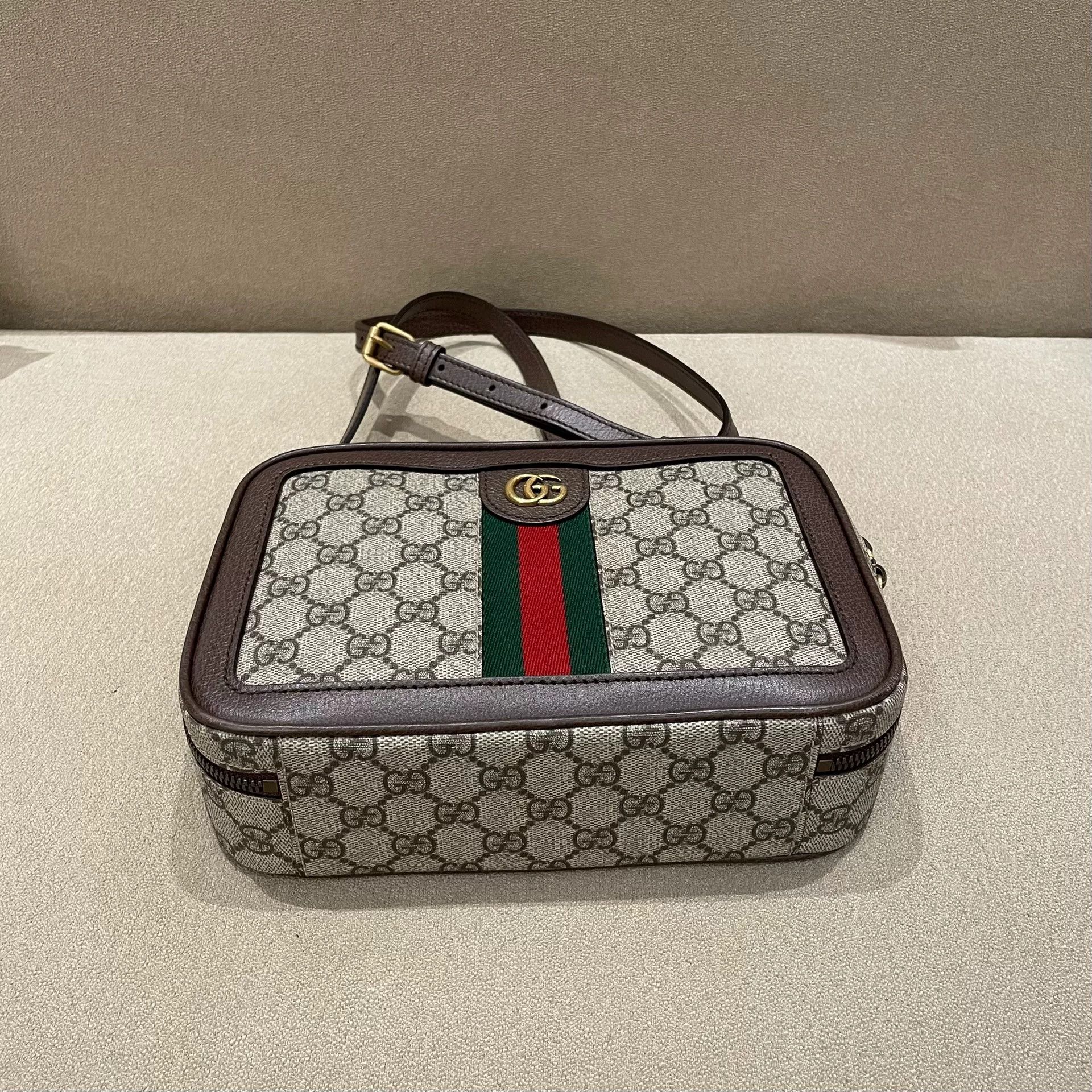 Gucci Pre-loved Bag Very good condition Size ONE SIZE - 5 Thumbnail