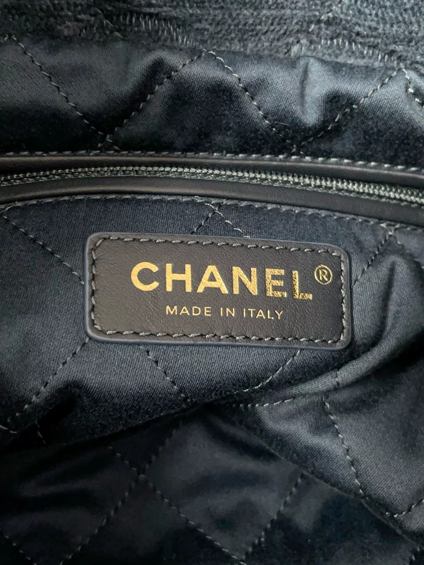 Chanel Pre-loved Bag Very good condition Size ONE SIZE - 8 Thumbnail