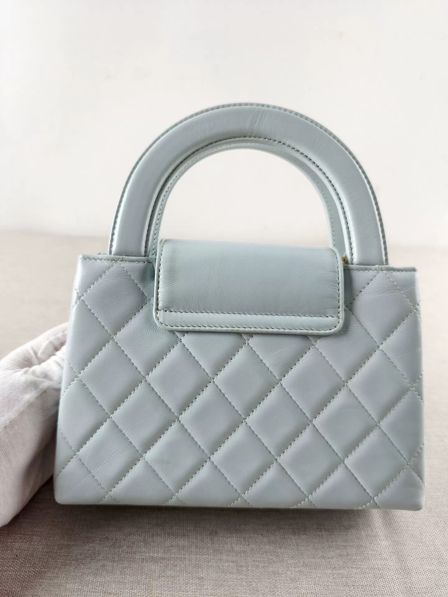 Chanel Pre-loved Bag Very good condition Size ONE SIZE - 6 Thumbnail